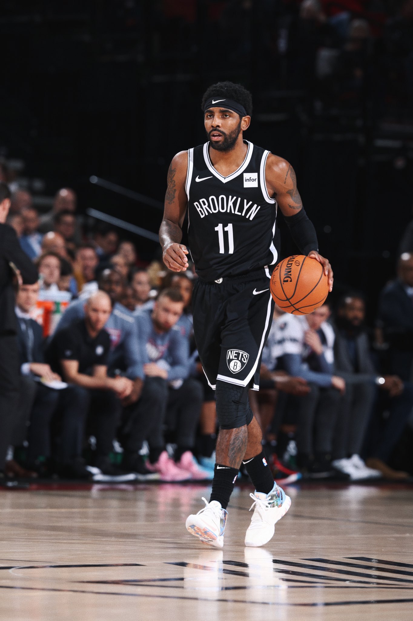 靠禁区外远 靠禁区外远