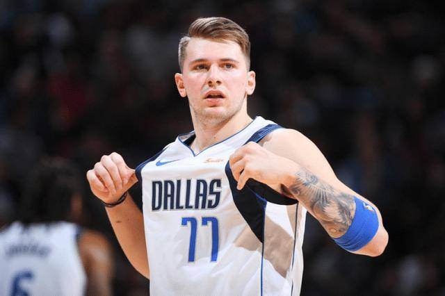 赛对阵克罗 赛对阵克罗